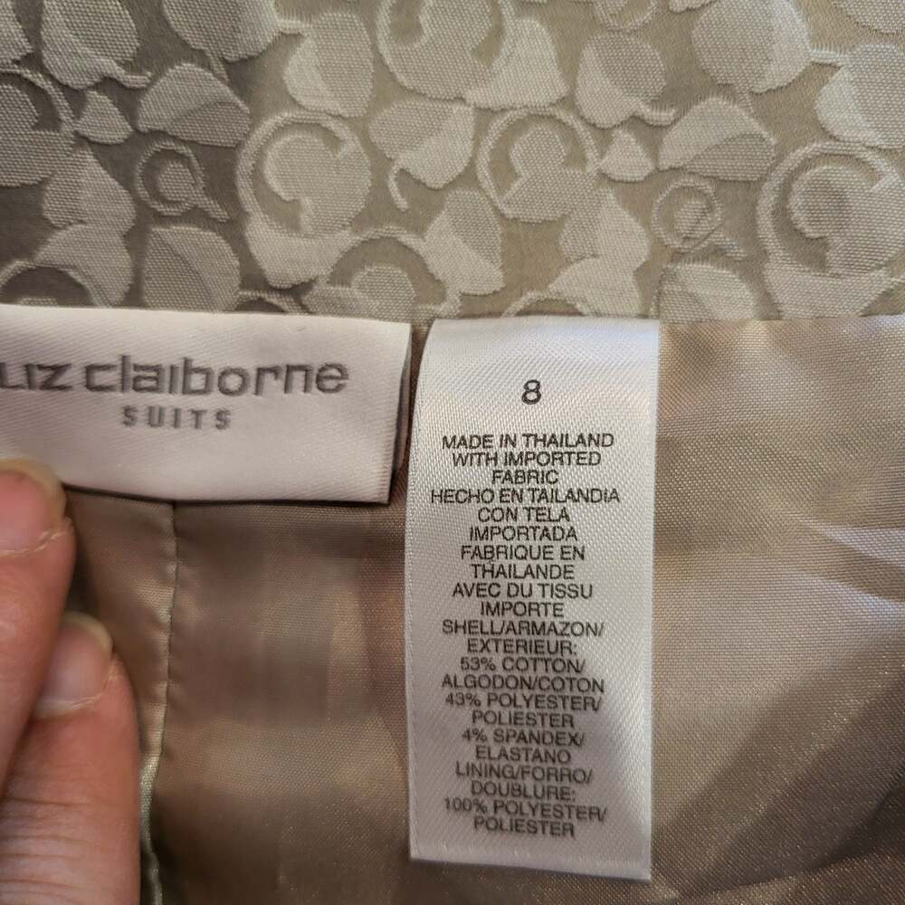 Kasper Petite Sage Green Blazer and Liz Claiborne Patterned Skirt Suit Set - Picture 5 of 7